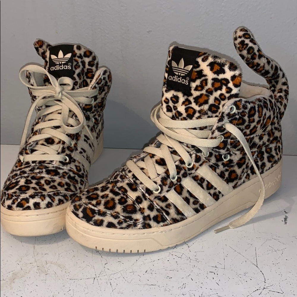 Adidas Js leopard
